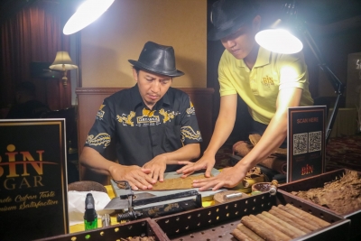 Practice Rolling Tobacco