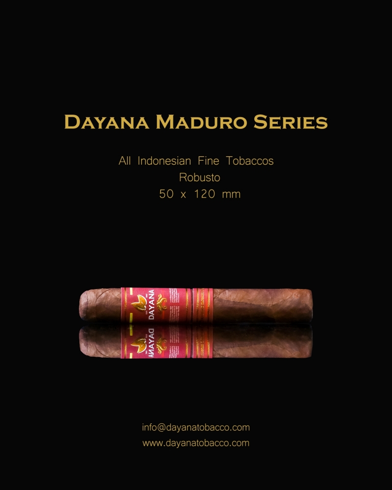 Dayana Maduro Robusto